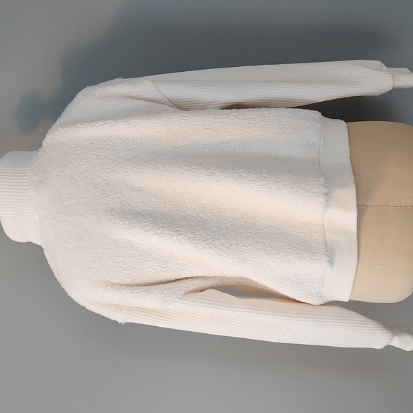 NWT Workshop Republic zip teddy sweater. White/Cream. Size Small - Picture 7 of 8